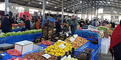 Amasya Semt Pazarlarında Kış Sebzelerine Rağbet Arttı
