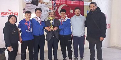 Amasya Sosyal Bilimler Lisesi Floor Curling'de Büyük Başarıya İmza Attı