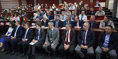 Amasya Üniversitesi Kosova’da Düzenlenen Uluslararası Kongreye Katıldı