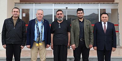 Amasya Üniversitesi’nde Ahmet Yenilmez Öğrencilerle Buluştu