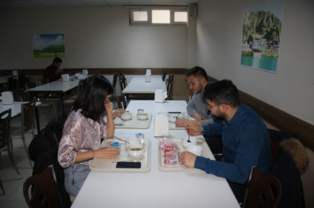 Amasya Üniversitesinde Öğrenci Ve Personele Çanakkale Menüsü