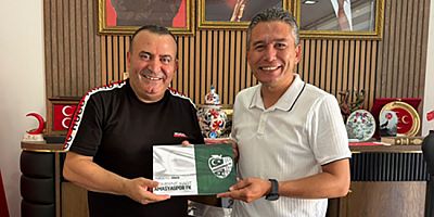 Amasyaspor Heyeti  MHP’yi Ziyaret Etti