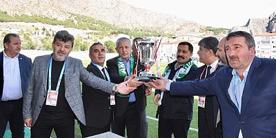 Amasyaspor Şampiyonluk Kupasını Müzesine Götürdü
