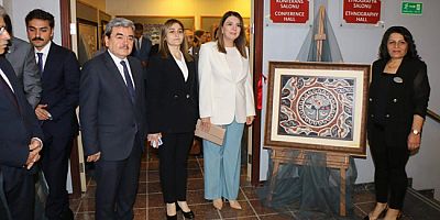 Arkeoloji Müzesinde Resim Sergisi