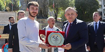 Başkan Sevindi: “Esnafımızın Yanında Olmaya Devam Edeceğiz”