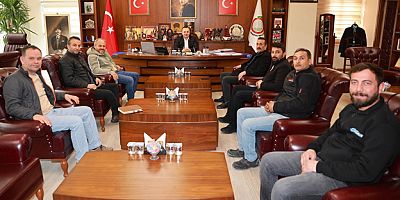 Başkan Turgay Sevindi Belediye  Binasında Konuklarını Ağırladı