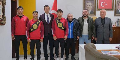 Başkan Uzun Şampiyonları Makamında Kabul Etti
