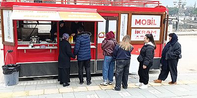 Belediyenin Sıcak Çorba Hizmeti  Vatandaşın Takdirini Topluyor