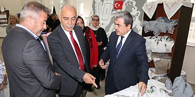 Bir Sergi de Ziyaret Beldesi’nde Açıldı