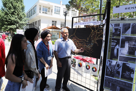 “Bu Kentte Mimarlık Var!” Projesi Ürünleri Sergilendi