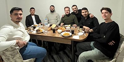 CHP Gençleri Üniversitelilerle Aynı Sofrada Buluştu