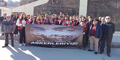 CHP’li Gençlerden Teğmenlere Destek