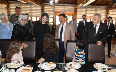 Çocuklar, Kardeşler Buluşması Kapsamında Bir Araya Geldiler