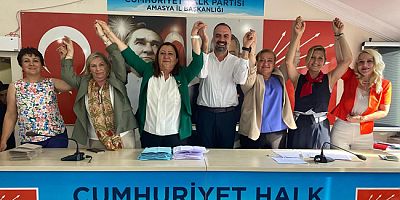 Cumhuriyet Halk Partisi'nde  Kadın Kolları Yönetimi Değişti