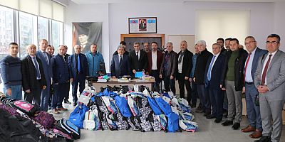 Depremzede Öğrencilere  Kırtasiye Hediye Edildi