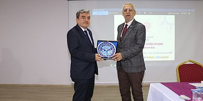 Dr.Mustafa Öcal Amasya'da Öğretmenlerle Buluştu