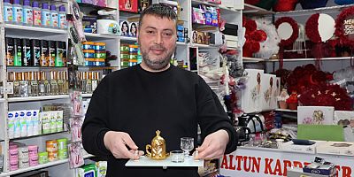 Düğünlerin Şık Detayı: Damat Kahve Tepsileri İlgi Görüyor