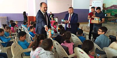 “Dünya Süt Günü”nde  Öğrencilere Süt Dağıtıldı