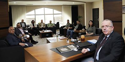 Eğitim-Sen Genel Başkanından Rektör Turabi’ye Ziyaret