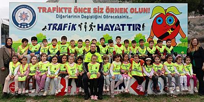 Emniyet Ekiplerinden Geleceğin Sürücülerine Trafik Eğitimi