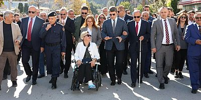 “Engelleri Aşmak İçin”  Farkındalık Yürüyüşü Yapıldı