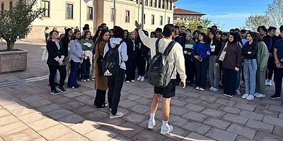 Fen Lisesi Öğrencileri İstanbul Üniversite Gezisinde