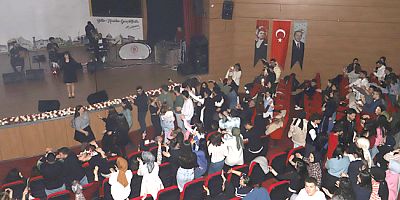 Final Sınavları Öncesi Moral Konseri Düzenlendi