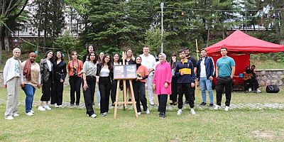 Fotoğrafçılık Kulübü Öğrencileri Sergi Açtı