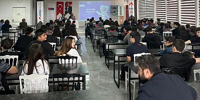 Geleceğin Meslekleri Paneli Düzenlendi