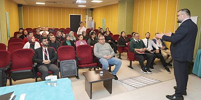 Hasta Servisi Sekreterleriyle Değerlendirme Toplantısı