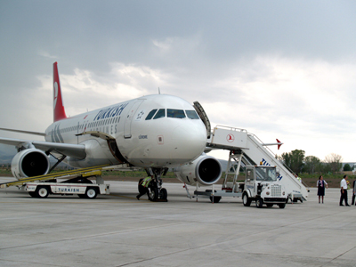 Havalimanında Şubat Ayında 7.405 Yolcuya Hizmet Verildi