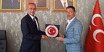 Hizmet-İş Sendikası’ndan MHP Merkez İlçe Başkanlığı’na Ziyaret