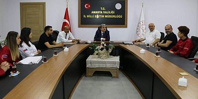 Hollanda’dan Dönen Öğrencilerden Müdür Türkmen’e Ziyaret