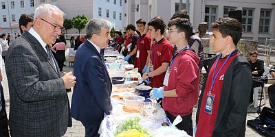 İl Milli Eğitim Müdürü Türkmen, Bahar Şenliğinde