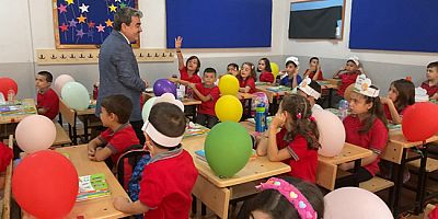 İl Müdürü Türkmen’den Uyum Haftasındaki Miniklere Ziyaret