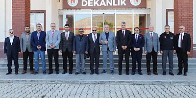 İlahiyat Fakültesi Danışma Kurulu Toplantısı Gerçekleştirildi