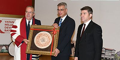 İlk Ders Sağlık Bakanı Memişoğlu'ndan