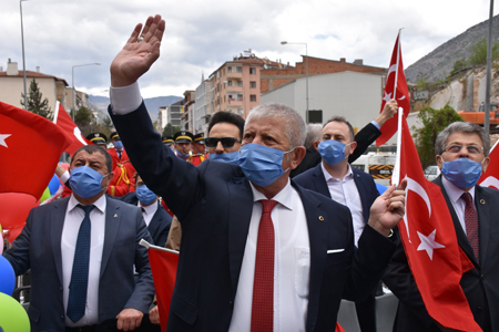 İlk Günkü Heyecanla Görevine Devam Ediyor