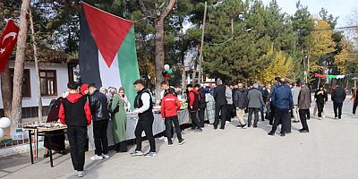 İmam Hatip Lisesi’nden Gazze’ye 85 Bin 500 Lira Bağış