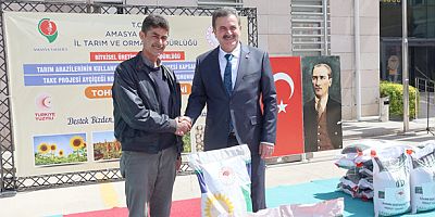 İpek: “Çiftçimizin Önünü Açacak Yatırımlar Devam Edecek”