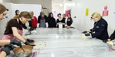 Kadınlar Mutfaklarını  Markaya Dönüştürüyor