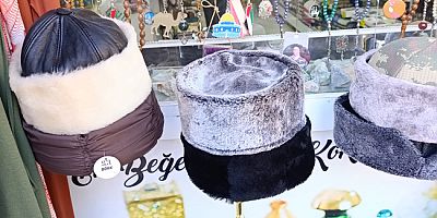 Kar Yağdı, Kalpaklar Tezgâhlarda Yerini Aldı