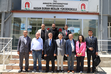 Kariyer Söyleşileri Programı Gümüşhacıköyde Yapıldı