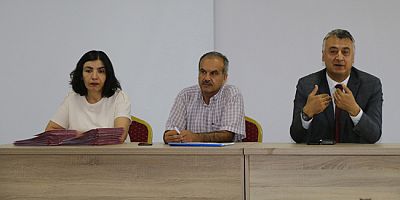 Katipoğlu, Türkiye Yüzyılı Maarif Modeli Seminerine Başkanlık Etti