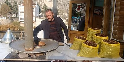 Kış Mevsiminin Vazgeçilmez Lezzeti Kestanenin Kokusu Sokakları Sardı