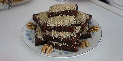 Köy Ekmeğinden Pekmeze Uzanan Tat: Unutma Beni Tatlısı