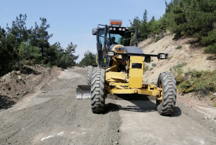 Köy İçi Stabilize Kaplama Çalışması Devam Ediyor