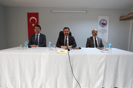 Köy Ve Mahalle Muhtarları Toplantısına Başkanlık Etti
