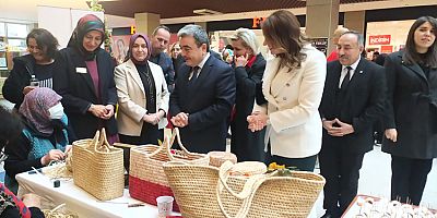 Kursiyerlerin El Emeği  Ürünleri Sergileniyor