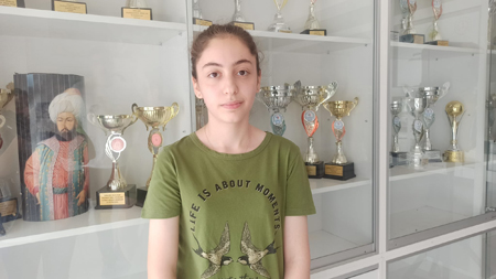 Lgs’de Tam Puan Alan İremin Hayali Doktor Olmak